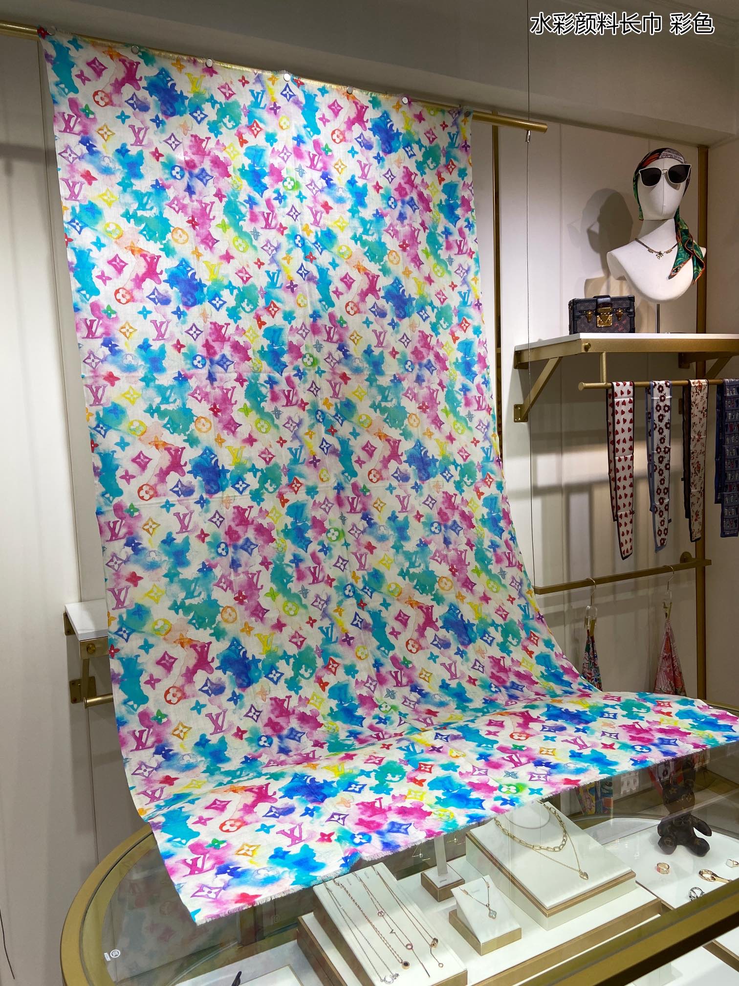 louis-vuitton-monogram-essential-watercolour-stole-scarves-M76750-07 louis vuitton monogram essential watercolour stole scarves M76750 07