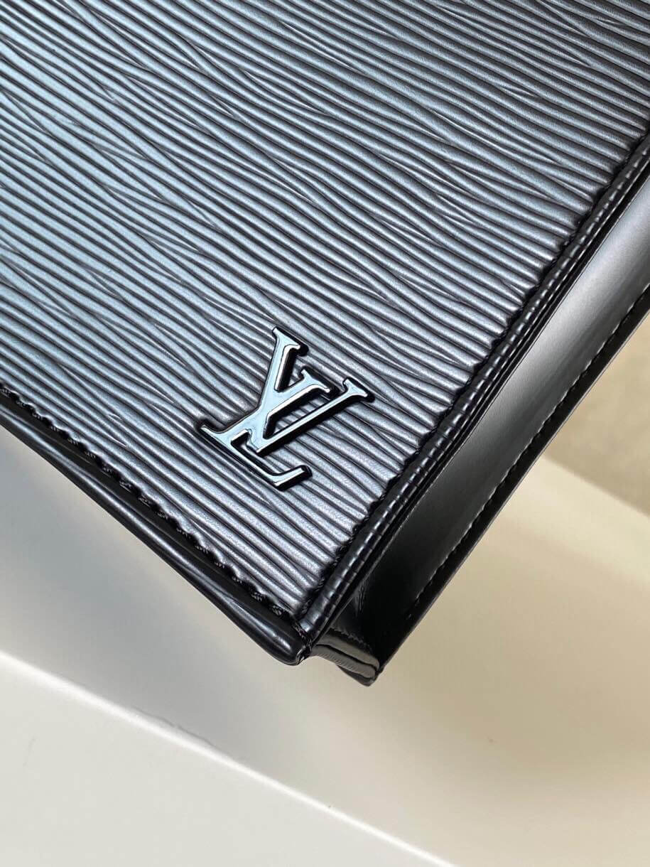 louis-vuitton-petit-sac-plat-epi-leather-wallets-and-small-leather-goods-M69441-04 louis vuitton petit sac plat epi leather wallets and small leather goods M69441 04