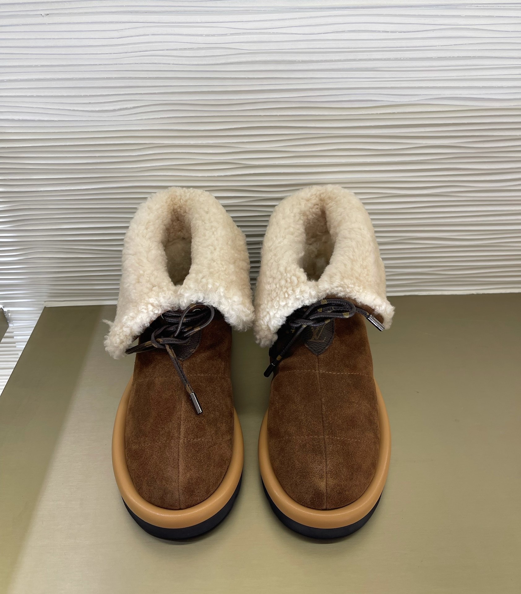 louis-vuitton-pillow-comfort-ankle-boot-shoes-1A94W2-09 louis vuitton pillow comfort ankle boot shoes 1A94W2 09