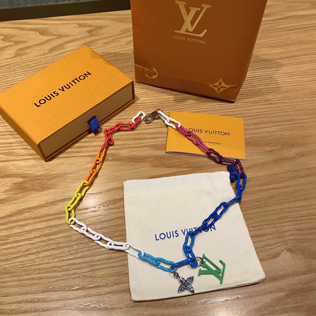 louis-vuitton-rainbow-charms-necklace-fashion-jewellery-M00275-01 louis vuitton rainbow charms necklace fashion jewellery M00275 01