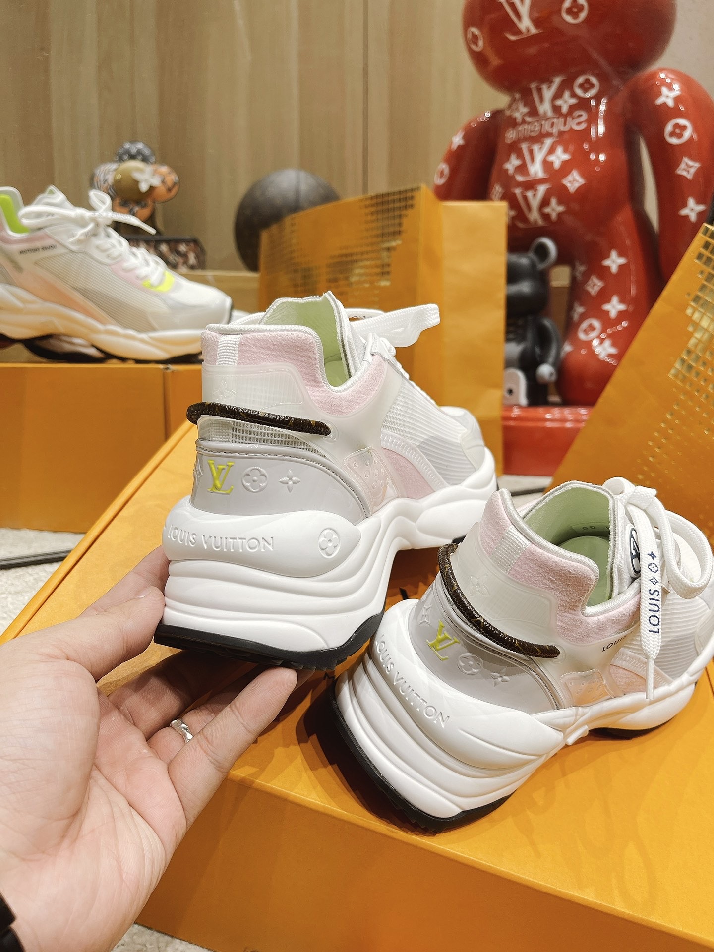 louis-vuitton-run-55-sneaker-shoes-1A9H67-07 louis vuitton run 55 sneaker shoes 1A9H67 07