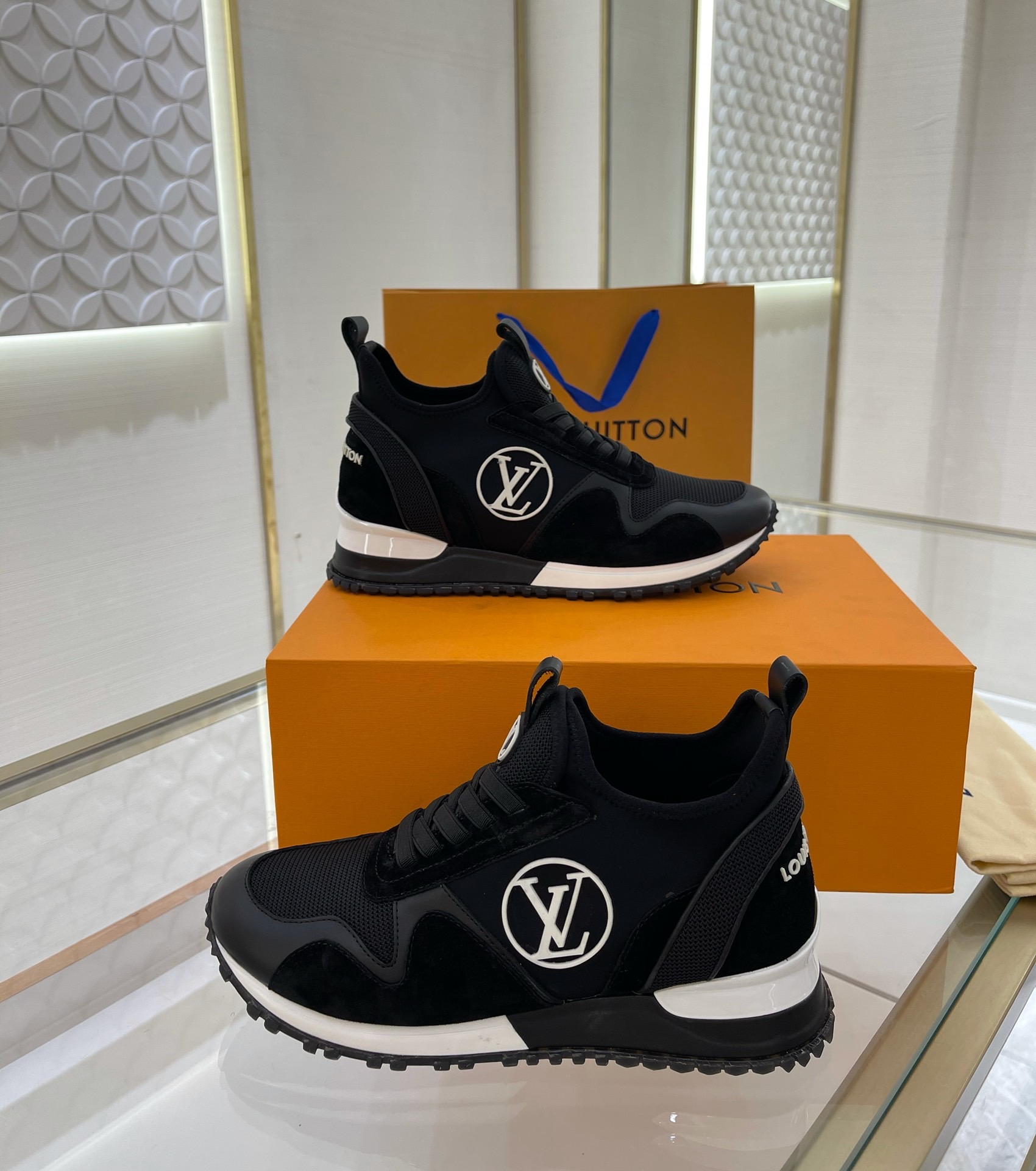 louis-vuitton-run-away-trainers-shoes-1A9ER7-015 louis vuitton run away trainers shoes 1A9ER7 015