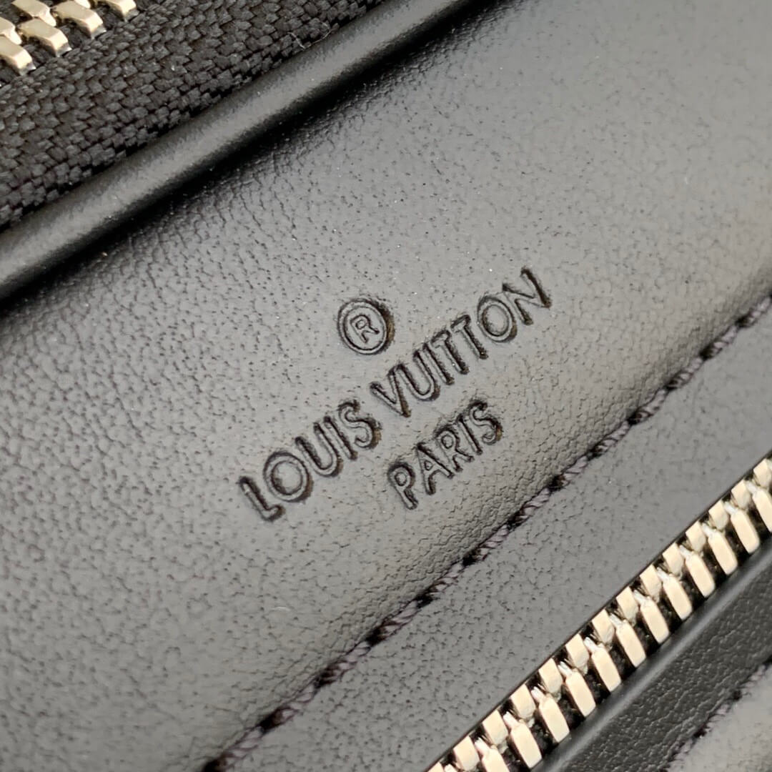 louis-vuitton-scott-messenger-damier-graphite-bags-N50018-06 louis vuitton scott messenger damier graphite bags N50018 06