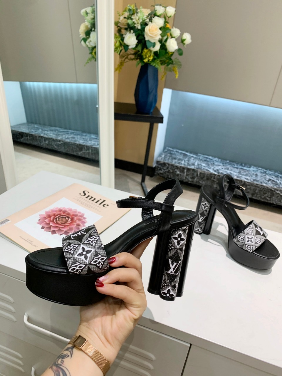 louis-vuitton-since-1854-podium-platform-sandals-shoes-1A8D2M-06 louis vuitton since 1854 podium platform sandals shoes 1A8D2M 06