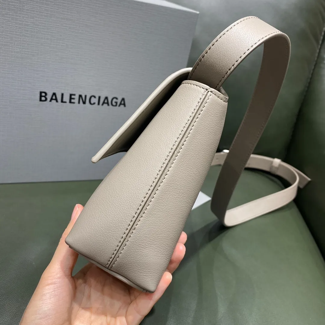 BALENCIAGA-WOMEN'S-DOWNTOWN-XS-SHOULDER-BAG-IN-LIGHT-BEIGE-67135529S1Y2746_3 BALENCIAGA WOMENS DOWNTOWN XS SHOULDER BAG IN LIGHT BEIGE 67135529S1Y2746 3