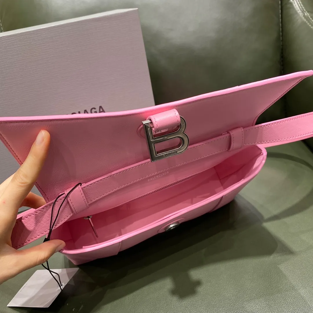 BALENCIAGA-WOMEN'S-DOWNTOWN-XS-SHOULDER-BAG-IN-PINK-67135529S1Y5906_7 BALENCIAGA WOMENS DOWNTOWN XS SHOULDER BAG IN PINK 67135529S1Y5906 7