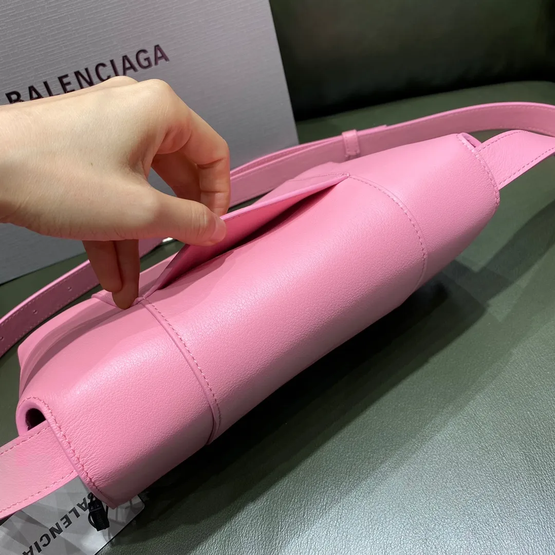 BALENCIAGA-WOMEN'S-DOWNTOWN-XS-SHOULDER-BAG-IN-PINK-67135529S1Y5906_8 BALENCIAGA WOMENS DOWNTOWN XS SHOULDER BAG IN PINK 67135529S1Y5906 8