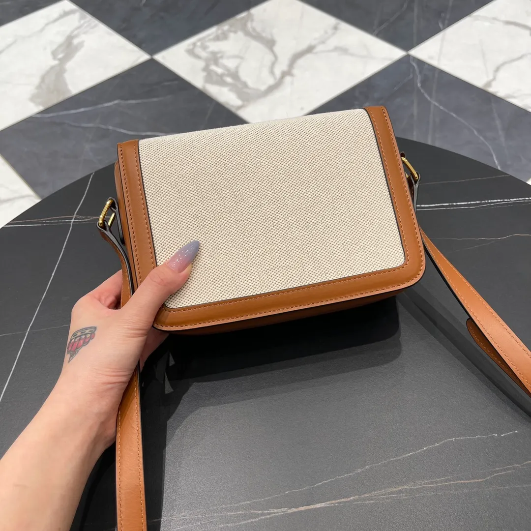 CELINE-TEEN-TRIOMPHE-BAG-IN-TEXTILE-AND-NATURAL-CALFSKIN-TAN-WHITE-188882BGI.04LV_3 CELINE TEEN TRIOMPHE BAG IN TEXTILE AND NATURAL CALFSKIN TAN WHITE 188882BGI.04LV 3