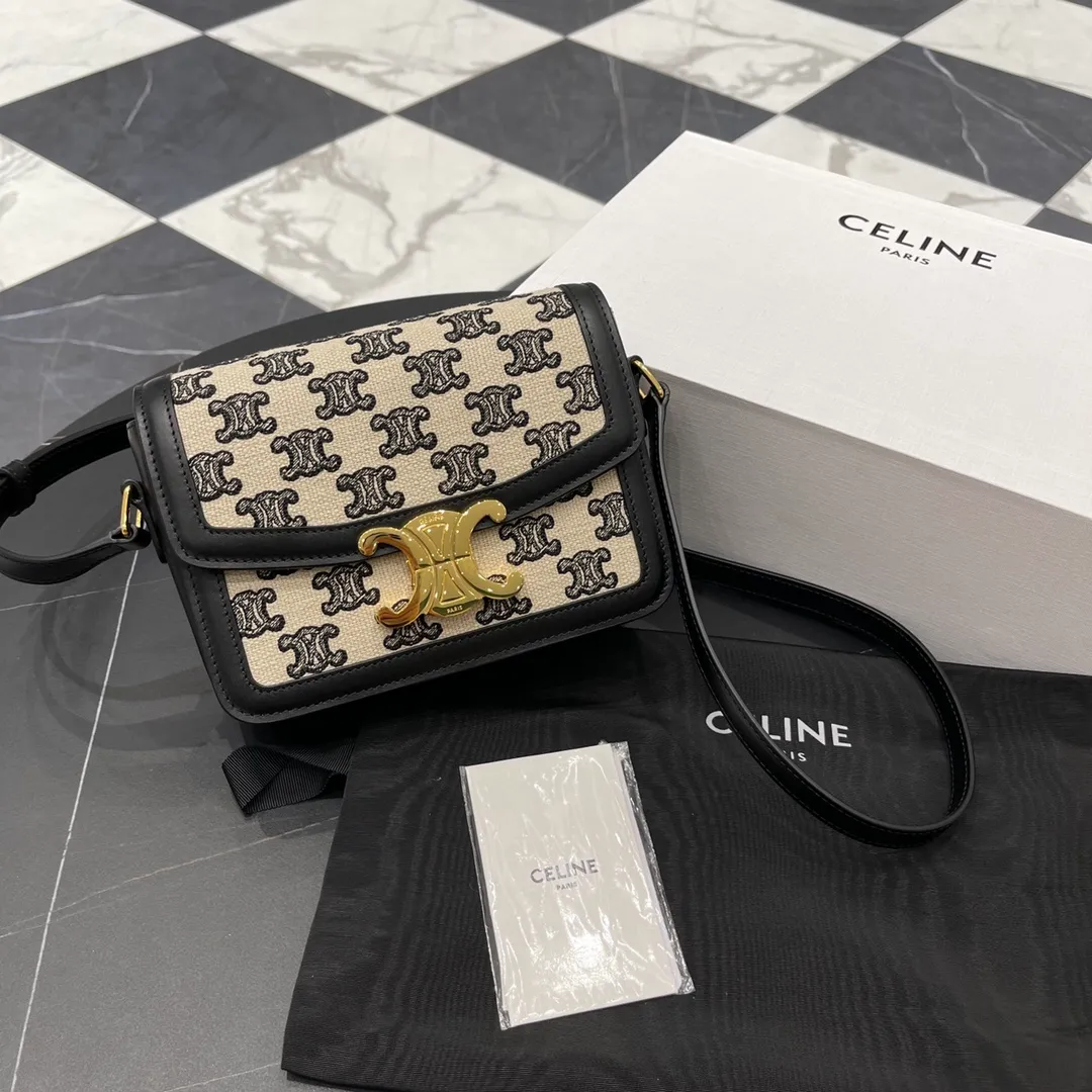 CELINE-TEEN-TRIOMPHE-BAG-IN-TEXTILE-TRIOMPHE-EMBROIDERY-AND-CALFSKIN-BLACK-188882DBA.38NO_1 CELINE TEEN TRIOMPHE BAG IN TEXTILE TRIOMPHE EMBROIDERY AND CALFSKIN BLACK 188882DBA.38NO 1