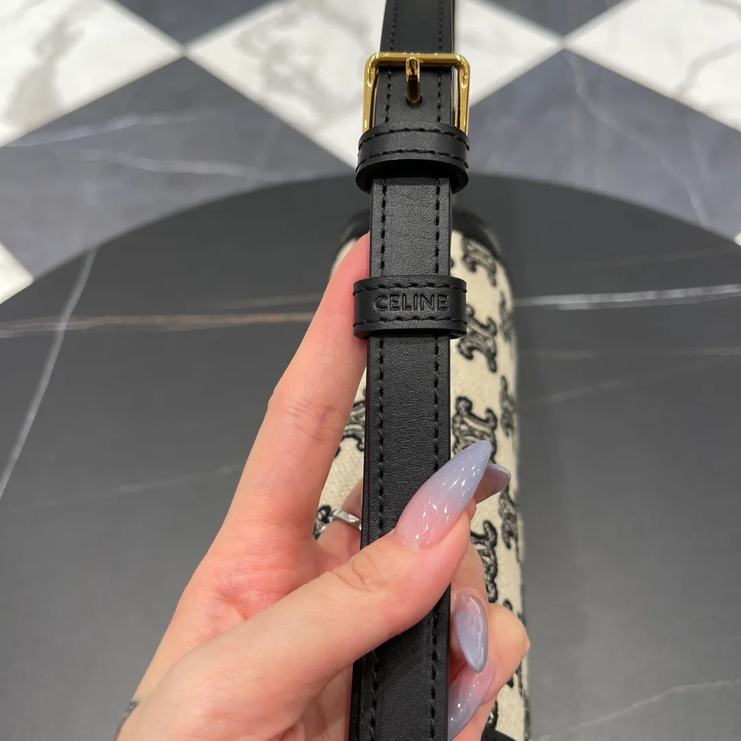 CELINE-TEEN-TRIOMPHE-BAG-IN-TEXTILE-TRIOMPHE-EMBROIDERY-AND-CALFSKIN-BLACK-188882DBA.38NO_8 CELINE TEEN TRIOMPHE BAG IN TEXTILE TRIOMPHE EMBROIDERY AND CALFSKIN BLACK 188882DBA.38NO 8