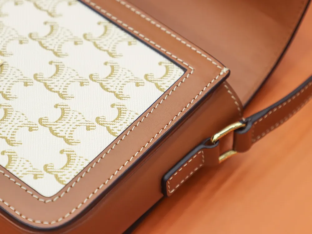 CELINE-TEEN-TRIOMPHE-BAG-IN-TRIOMPHE-CANVAS-AND-CALFSKIN-WHITE-188882BZ4.01BC_11 CELINE TEEN TRIOMPHE BAG IN TRIOMPHE CANVAS AND CALFSKIN WHITE 188882BZ4.01BC 11