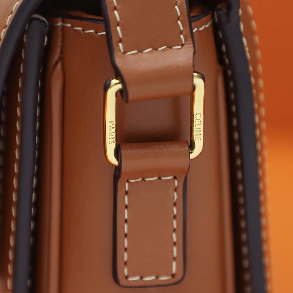 CELINE-TEEN-TRIOMPHE-BAG-IN-TRIOMPHE-CANVAS-AND-CALFSKIN-WHITE-188882BZ4.01BC_8 CELINE TEEN TRIOMPHE BAG IN TRIOMPHE CANVAS AND CALFSKIN WHITE 188882BZ4.01BC 8