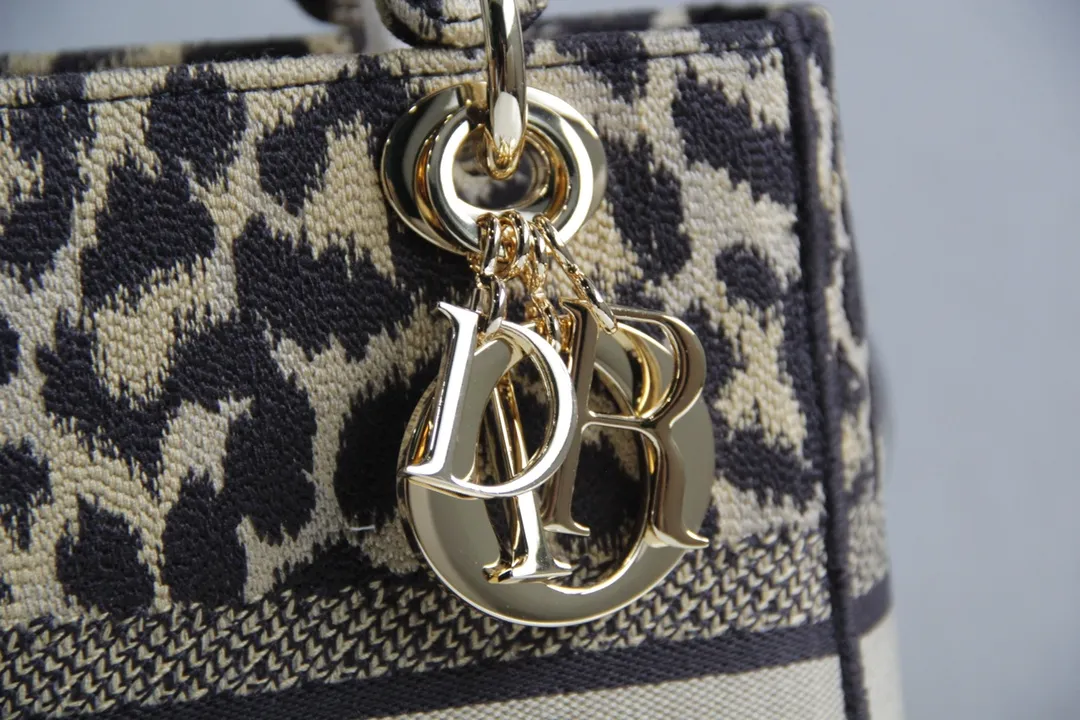 DIOR-MEDIUM-LADY-D-LITE-BAG-BEIGE-MULTICOLOR-MIZZA-EMBROIDERY-M0565ORHM_M918_5 DIOR MEDIUM LADY D LITE BAG BEIGE MULTICOLOR MIZZA EMBROIDERY M0565ORHM M918 5