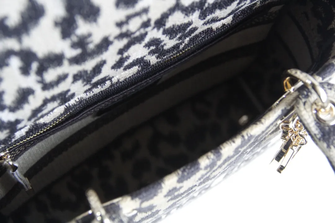 DIOR-MEDIUM-LADY-D-LITE-BAG-BEIGE-MULTICOLOR-MIZZA-EMBROIDERY-M0565ORHM_M918_8 DIOR MEDIUM LADY D LITE BAG BEIGE MULTICOLOR MIZZA EMBROIDERY M0565ORHM M918 8