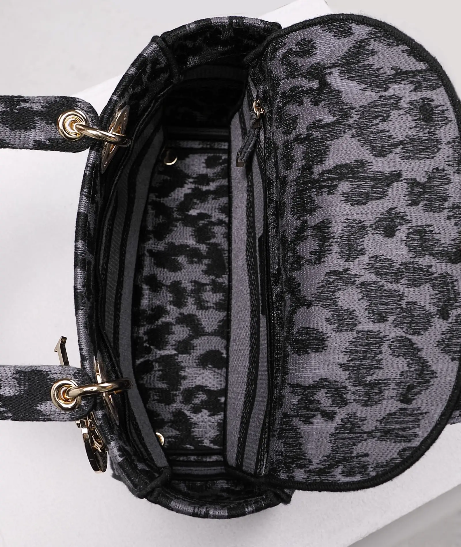 DIOR-MEDIUM-LADY-D-LITE-BAG-GRAY-MIZZA-EMBROIDERY-M0565ORHM_M842_5 DIOR MEDIUM LADY D LITE BAG GRAY MIZZA EMBROIDERY M0565ORHM M842 5