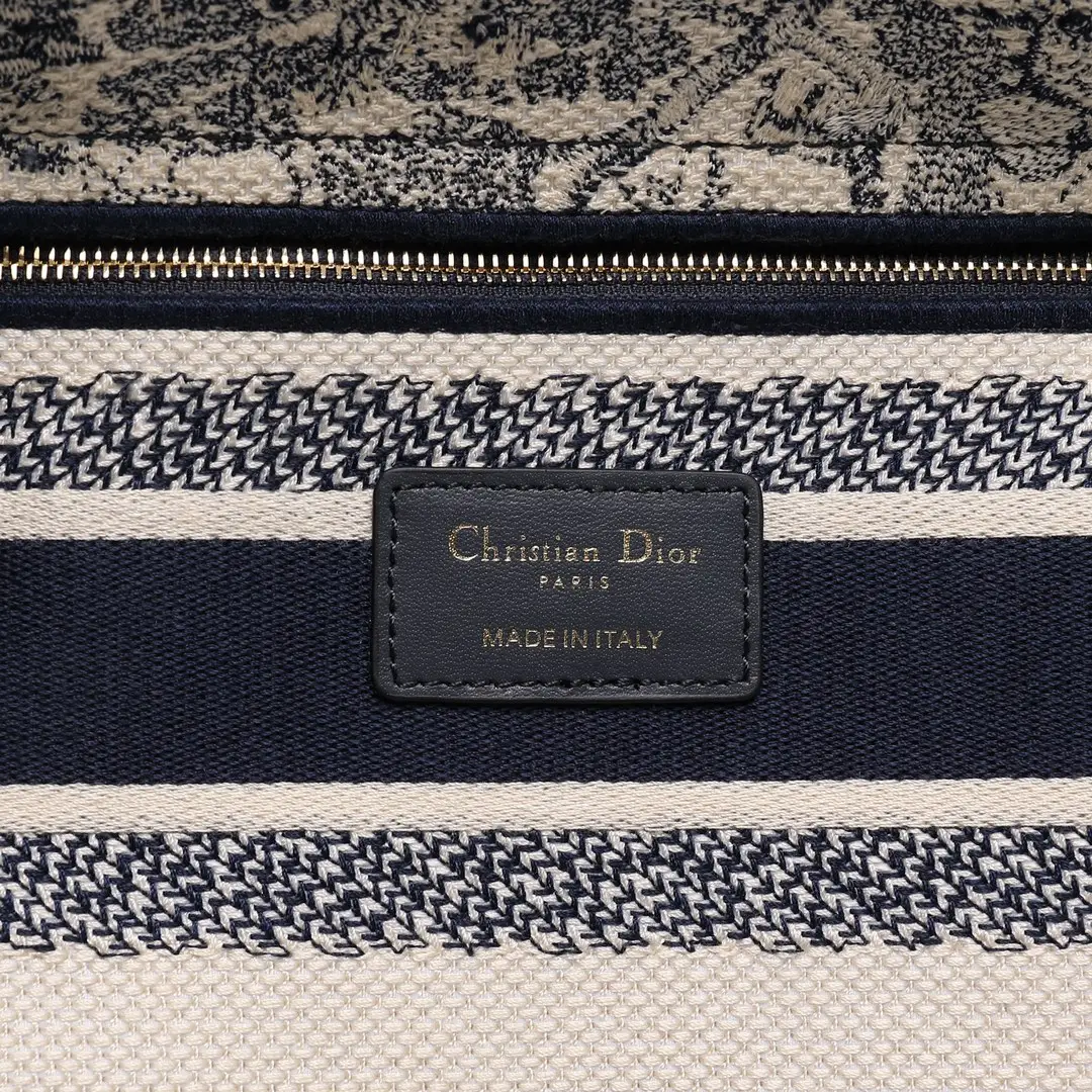 DIOR-MEDIUM-LADY-D-LITE-BAG-NAVY-BLUE-TOILE-DE-JOUY-STRIPES-EMBROIDERY-M0565ORLP_M928_7 DIOR MEDIUM LADY D LITE BAG NAVY BLUE TOILE DE JOUY STRIPES EMBROIDERY M0565ORLP M928 7