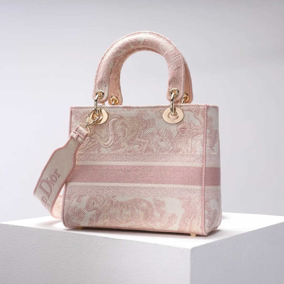 DIOR-MEDIUM-LADY-D-LITE-BAG-ROSE-DES-VENTS-TOILE-DE-JOUY-EMBROIDERY-M0565OTDT_M912_2 DIOR MEDIUM LADY D LITE BAG ROSE DES VENTS TOILE DE JOUY EMBROIDERY M0565OTDT M912 2