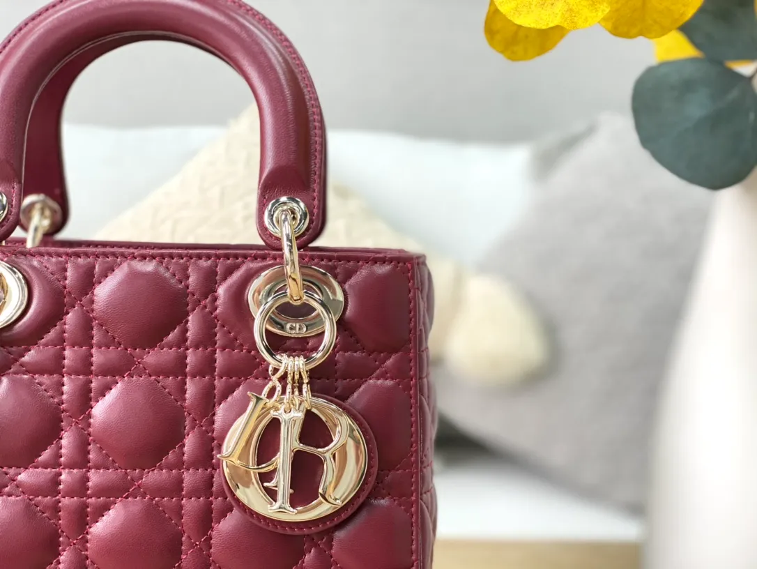 DIOR-SMALL-LADY-DIOR-MY-ABCDIOR-BAG-CANNAGE-LAMBSKIN-CHERRY-RED-M0538OCAL_M52R_4 DIOR SMALL LADY DIOR MY ABCDIOR BAG CANNAGE LAMBSKIN CHERRY RED M0538OCAL M52R 4