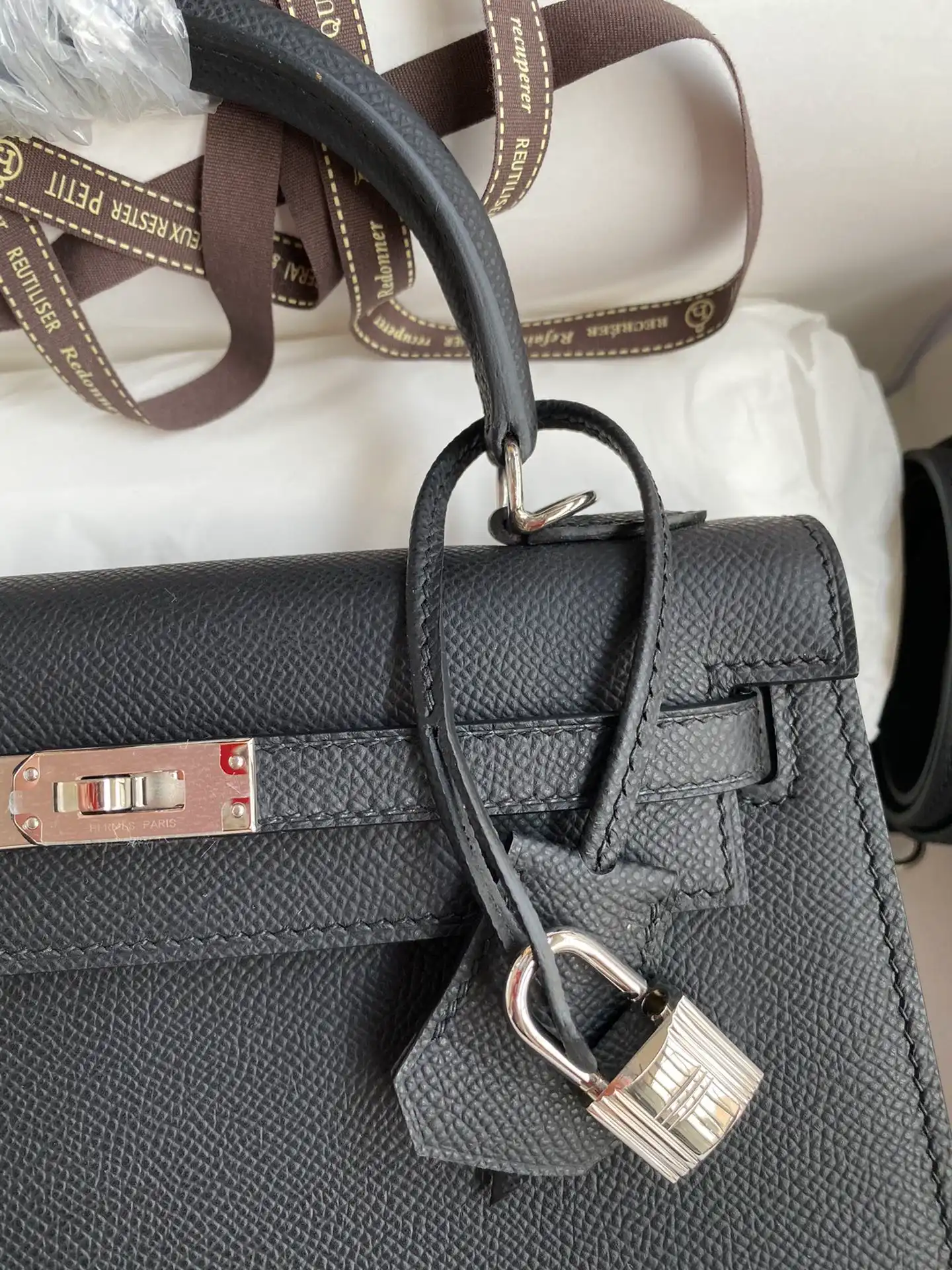 HERMES-KELLY-25-ANEMONE-EPSOM-SELLIER-SHOULDER-BAG-SILVER-HARDWARE-BLACK_8 HERMES KELLY 25 ANEMONE EPSOM SELLIER SHOULDER BAG SILVER HARDWARE BLACK 8
