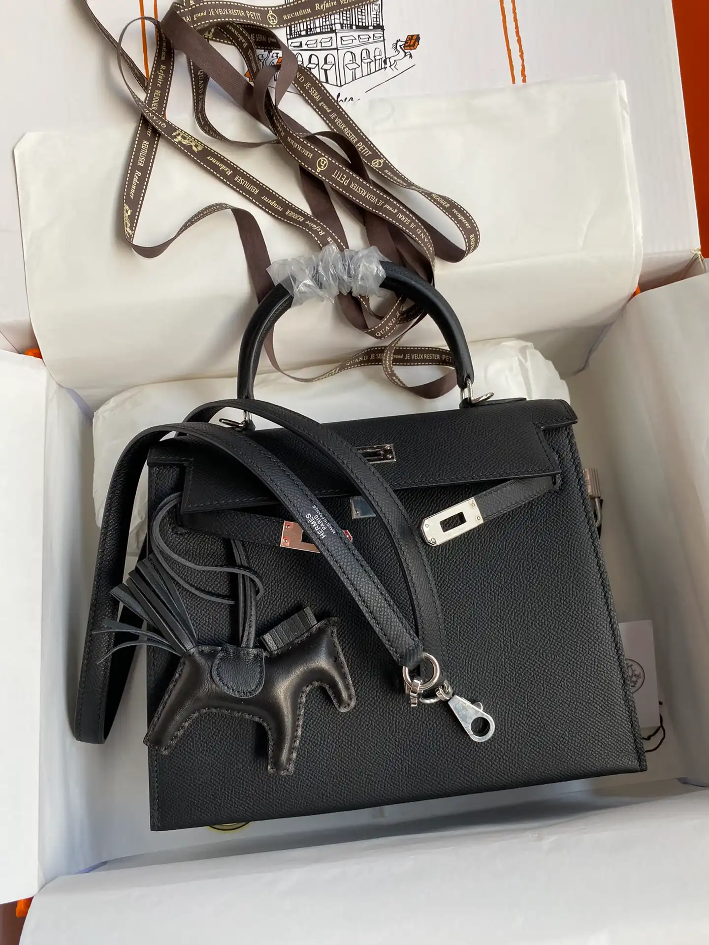 HERMES-KELLY-25-ANEMONE-EPSOM-SELLIER-SHOULDER-BAG-SILVER-HARDWARE-BLACK_9 HERMES KELLY 25 ANEMONE EPSOM SELLIER SHOULDER BAG SILVER HARDWARE BLACK 9