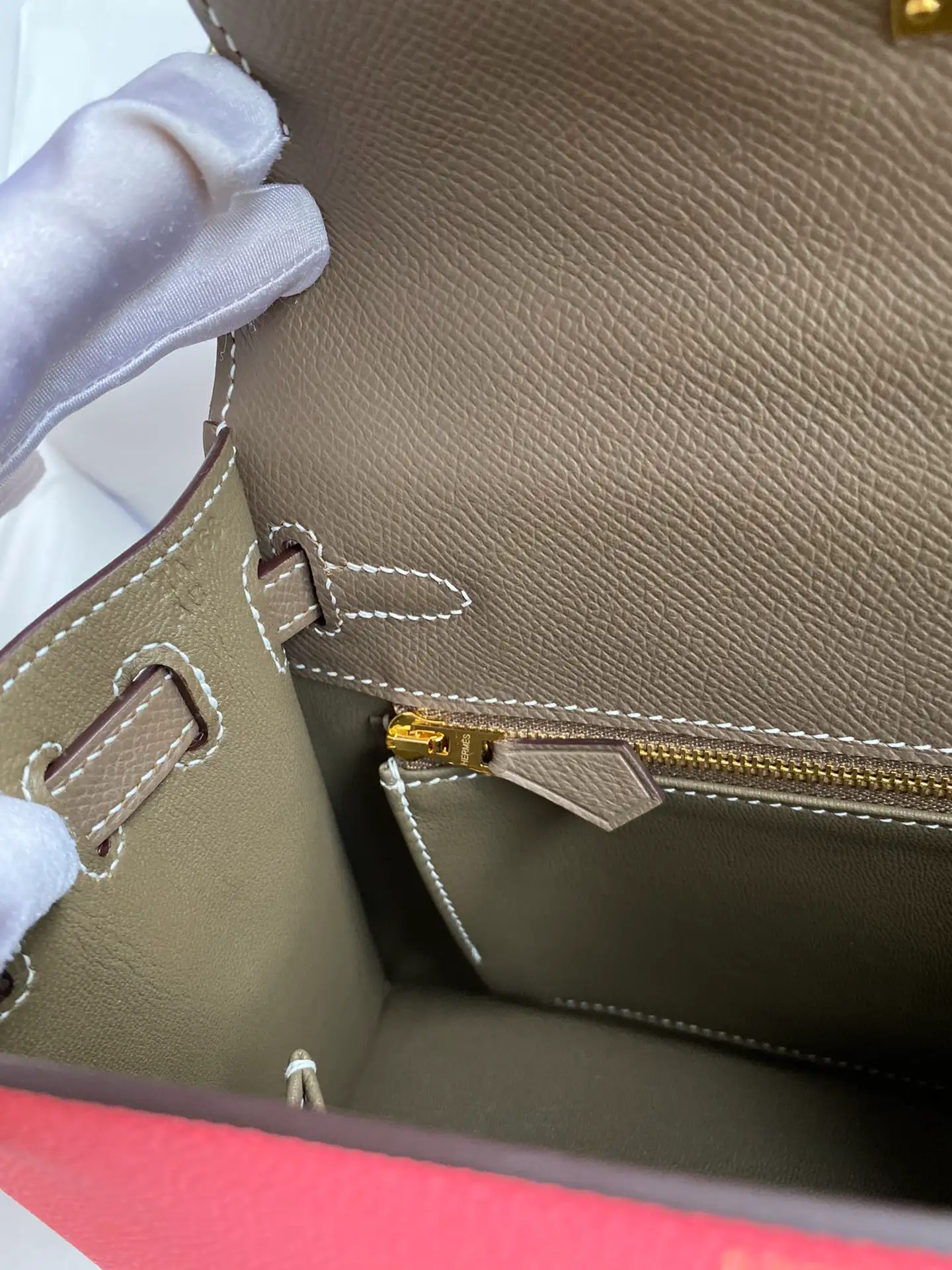 HERMES-KELLY-25-EPSOM-SELLIER-GOLD-HARDWARE-ROSE-AZALEE-ETOUPE-GREY_6 HERMES KELLY 25 EPSOM SELLIER GOLD HARDWARE ROSE AZALEE ETOUPE GREY 6