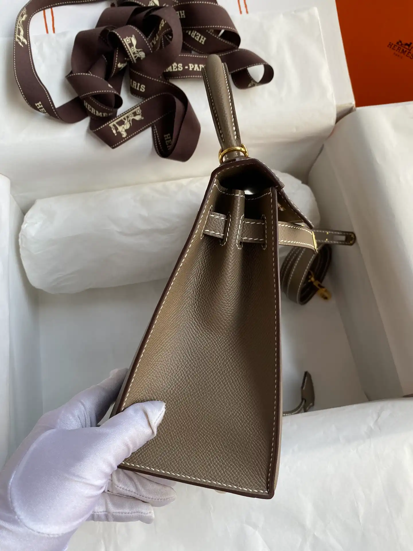 HERMES-KELLY-25-RETOURNE-TOGO-LEATHER-GOLD-HARDWARE-GRIS-ASPHALT_6 HERMES KELLY 25 RETOURNE TOGO LEATHER GOLD HARDWARE GRIS ASPHALT 6