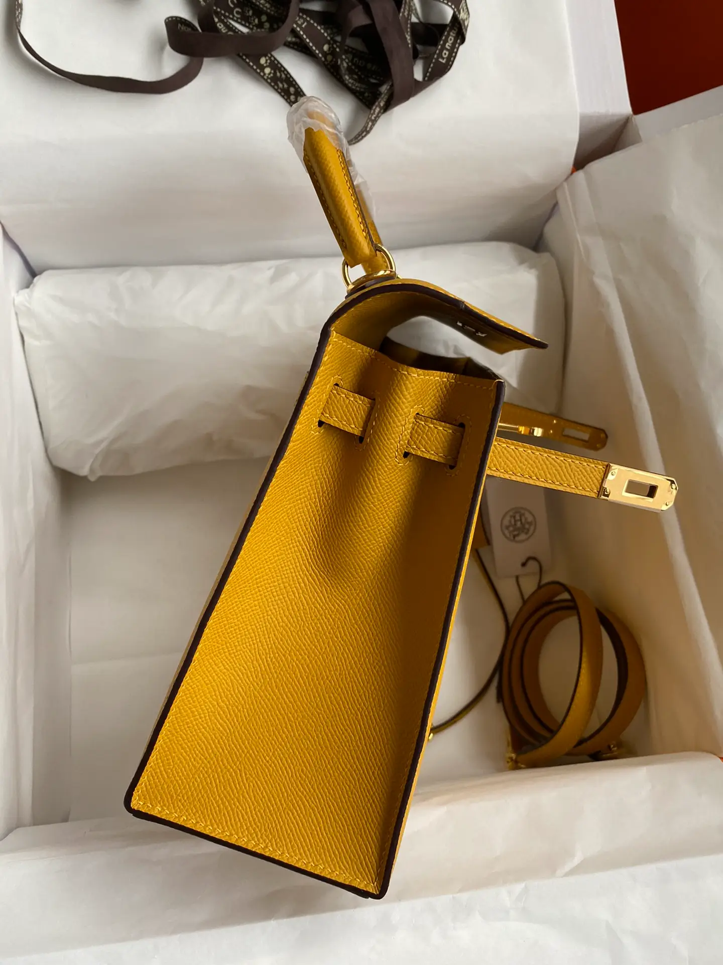 HERMES-KELLY-25-SELLIER-JAUNE-AMBRE-EPSOM-GOLD-HARDWARE_3 HERMES KELLY 25 SELLIER JAUNE AMBRE EPSOM GOLD HARDWARE 3