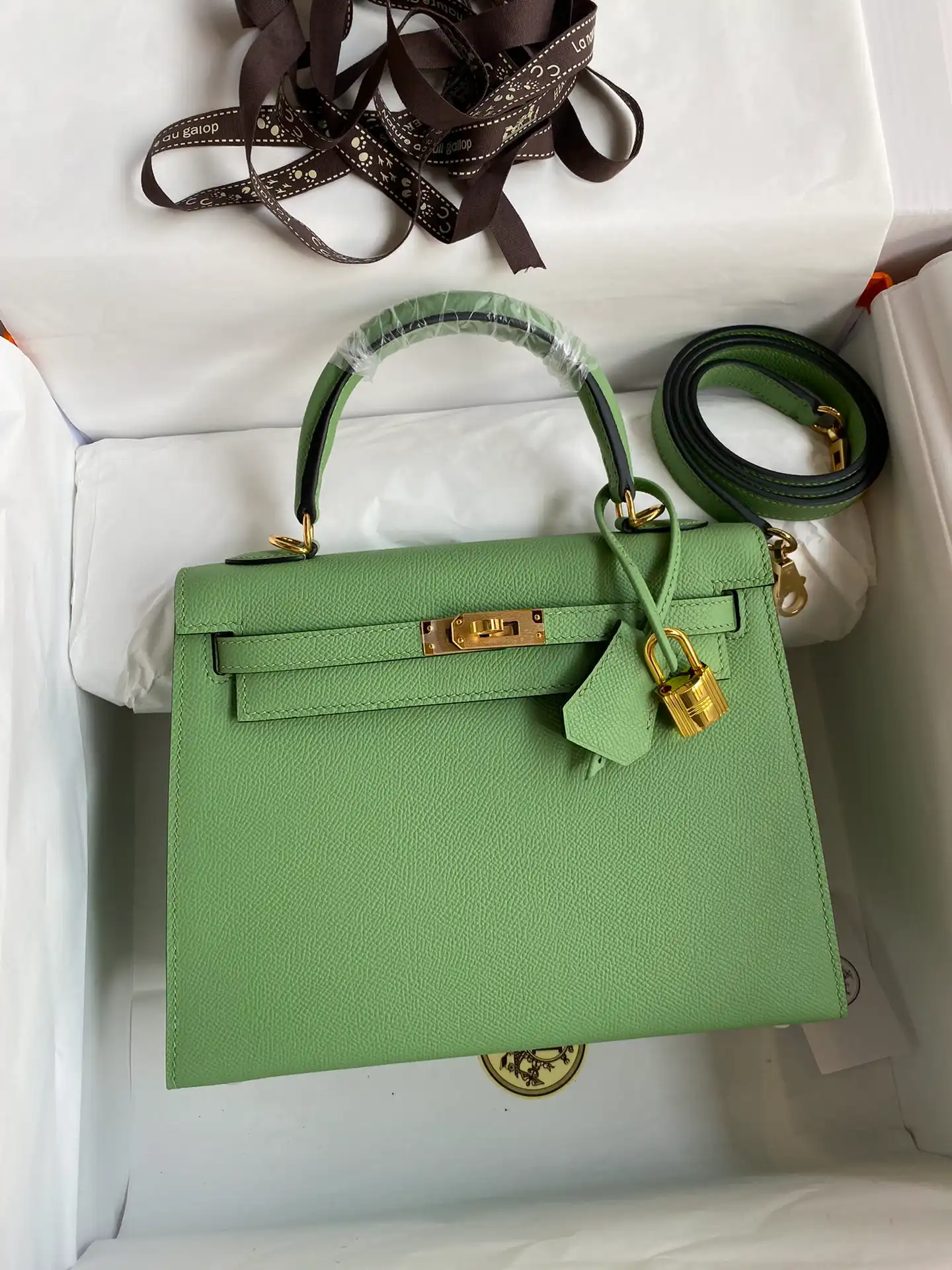 HERMES-KELLY-25-SELLIER-VERT-CRIQUET-EPSOM-GOLD-HARDWARE_1 HERMES KELLY 25 SELLIER VERT CRIQUET EPSOM GOLD HARDWARE 1