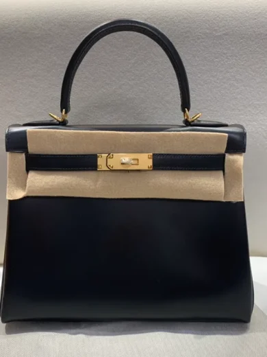 HERMES KELLY 28 CALF BOX LEATHER SELLIER GOLD HARDWARE BLACK 1
