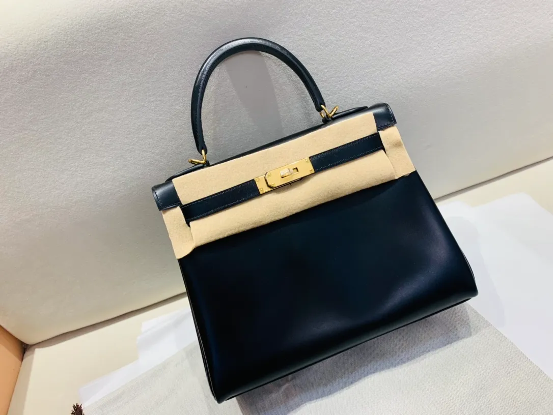 HERMES-KELLY-28-CALF-BOX-LEATHER-SELLIER-GOLD-HARDWARE-BLACK_3 HERMES KELLY 28 CALF BOX LEATHER SELLIER GOLD HARDWARE BLACK 3