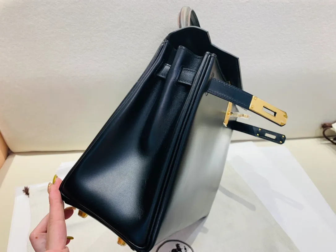 HERMES-KELLY-28-CALF-BOX-LEATHER-SELLIER-GOLD-HARDWARE-BLACK_4 HERMES KELLY 28 CALF BOX LEATHER SELLIER GOLD HARDWARE BLACK 4