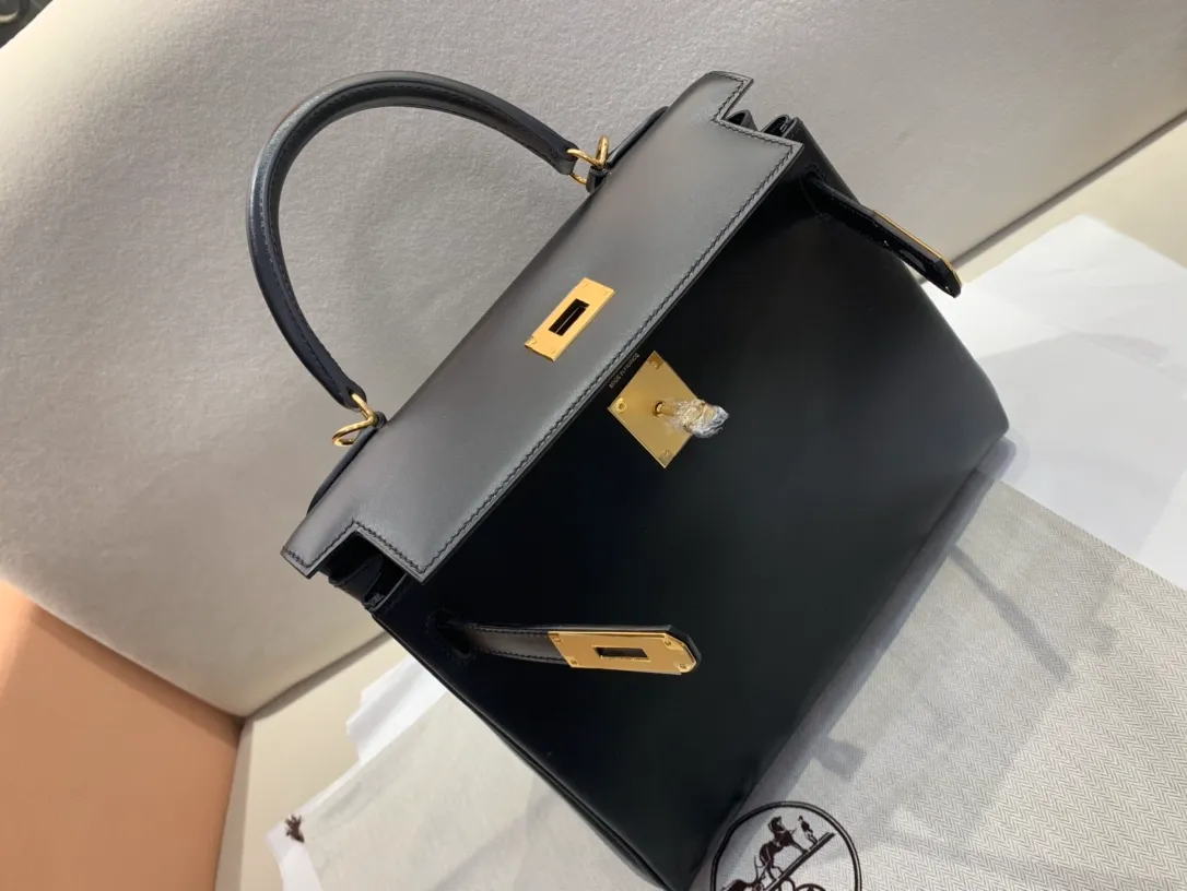 HERMES-KELLY-28-CALF-BOX-LEATHER-SELLIER-GOLD-HARDWARE-BLACK_5 HERMES KELLY 28 CALF BOX LEATHER SELLIER GOLD HARDWARE BLACK 5