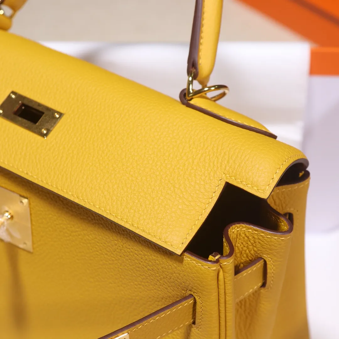 HERMES-KELLY-28-TOGO-RETOURNE-LEATHER-GOLD-HARDWARE-AMBRE_2 HERMES KELLY 28 TOGO RETOURNE LEATHER GOLD HARDWARE AMBRE 2