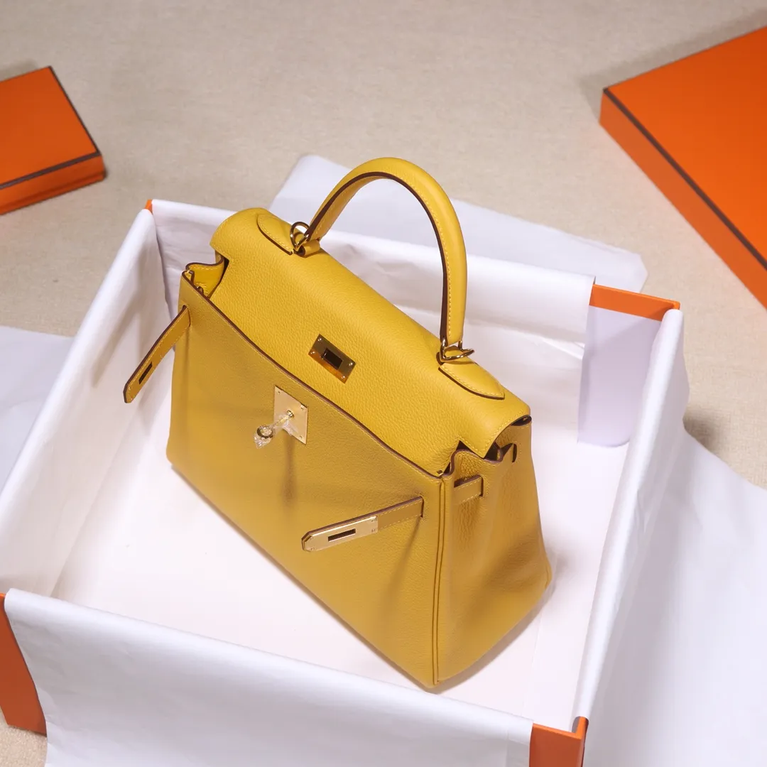 HERMES-KELLY-28-TOGO-RETOURNE-LEATHER-GOLD-HARDWARE-AMBRE_4 HERMES KELLY 28 TOGO RETOURNE LEATHER GOLD HARDWARE AMBRE 4