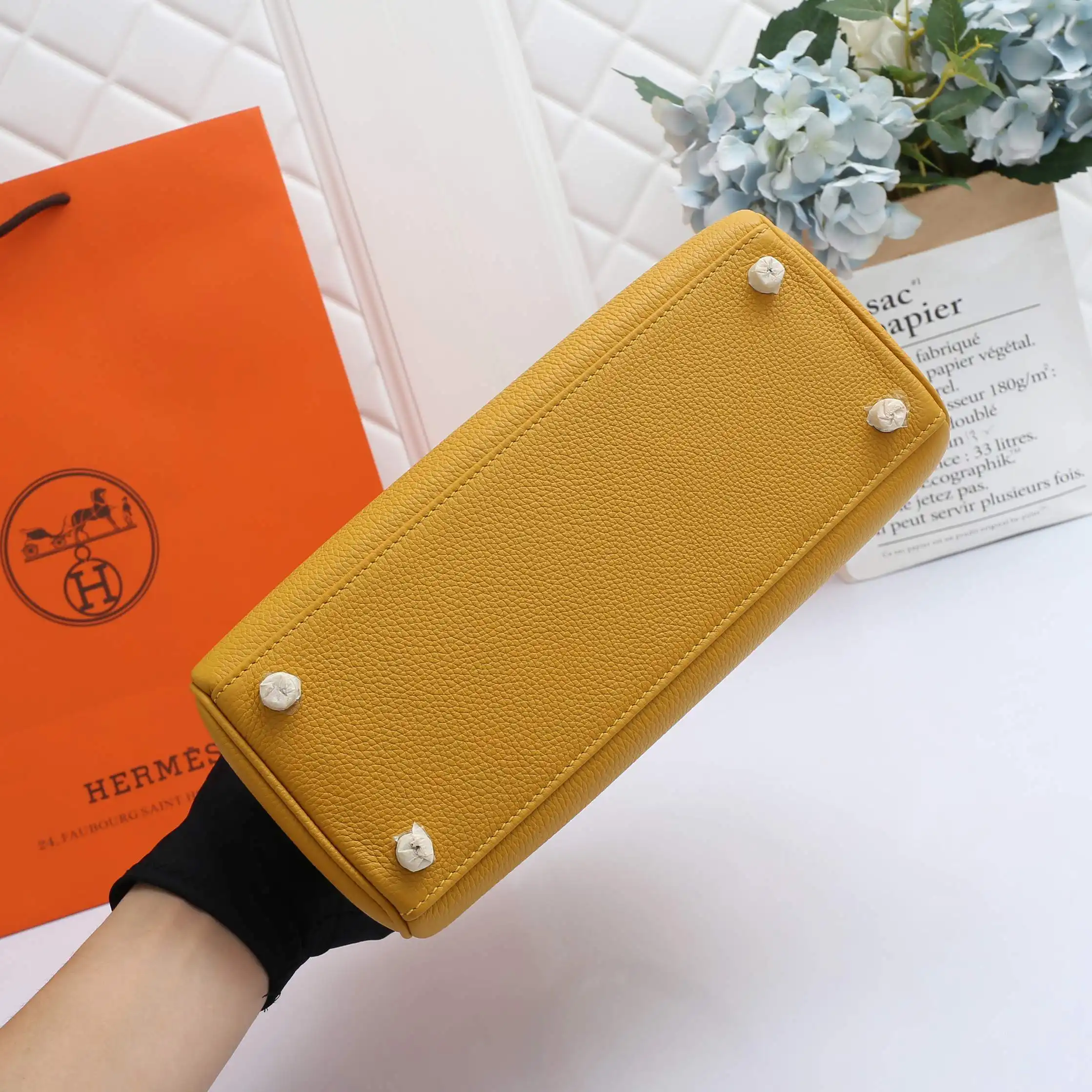 HERMES-KELLY-28-TOGO-RETOURNE-LEATHER-SILVER-HARDWARE-AMBRE_4 HERMES KELLY 28 TOGO RETOURNE LEATHER SILVER HARDWARE AMBRE 4