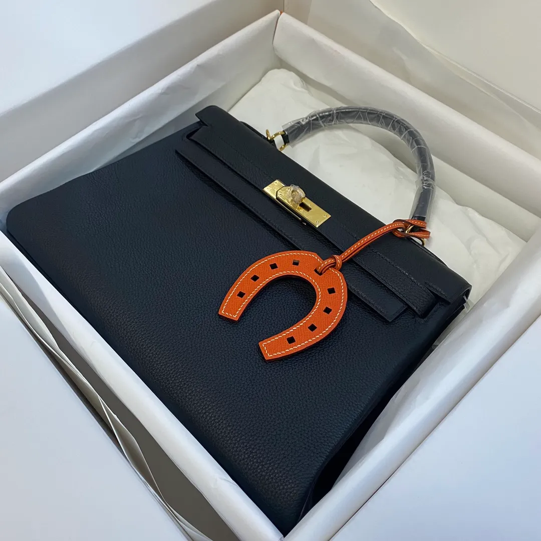 HERMES-KELLY-32-TOGO-RETOURNE-LEATHER-GOLD-HARDWARE-BLACK_4 HERMES KELLY 32 TOGO RETOURNE LEATHER GOLD HARDWARE BLACK 4