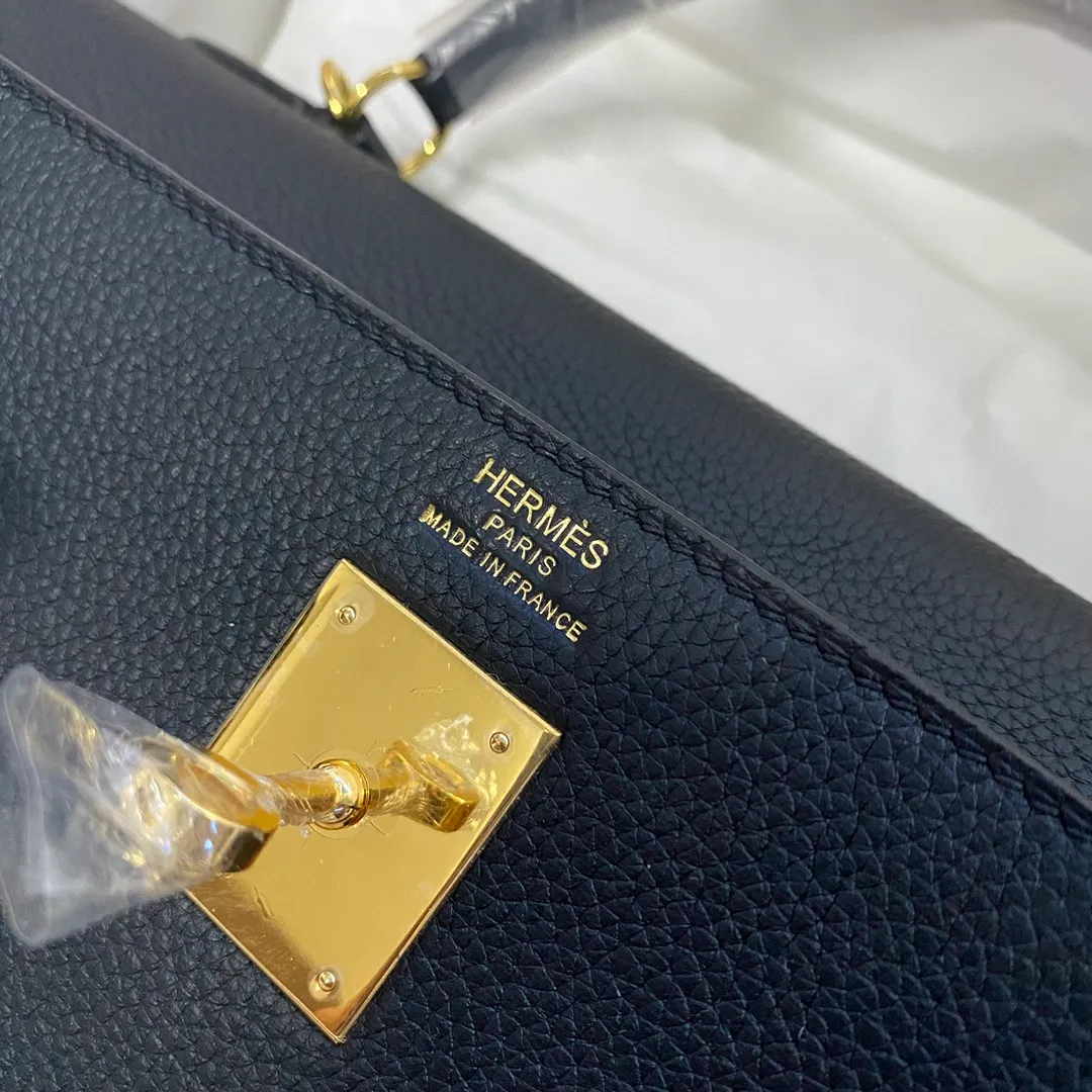HERMES-KELLY-32-TOGO-RETOURNE-LEATHER-GOLD-HARDWARE-BLACK_8 HERMES KELLY 32 TOGO RETOURNE LEATHER GOLD HARDWARE BLACK 8