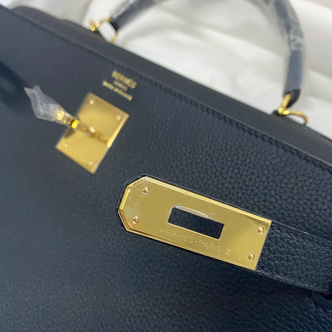 HERMES-KELLY-32-TOGO-RETOURNE-LEATHER-GOLD-HARDWARE-BLACK_9 HERMES KELLY 32 TOGO RETOURNE LEATHER GOLD HARDWARE BLACK 9