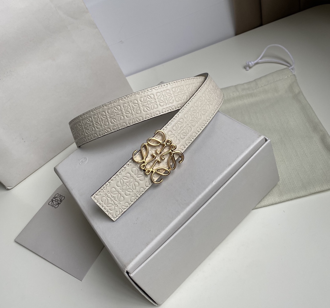 LOEWE-ANAGRAM-BELT-IN-SILK-CALFSKIN-LIGHT-OAT-GOLD-E619Z26X02-3971_2 LOEWE ANAGRAM BELT IN SILK CALFSKIN LIGHT OAT GOLD E619Z26X02 3971 2