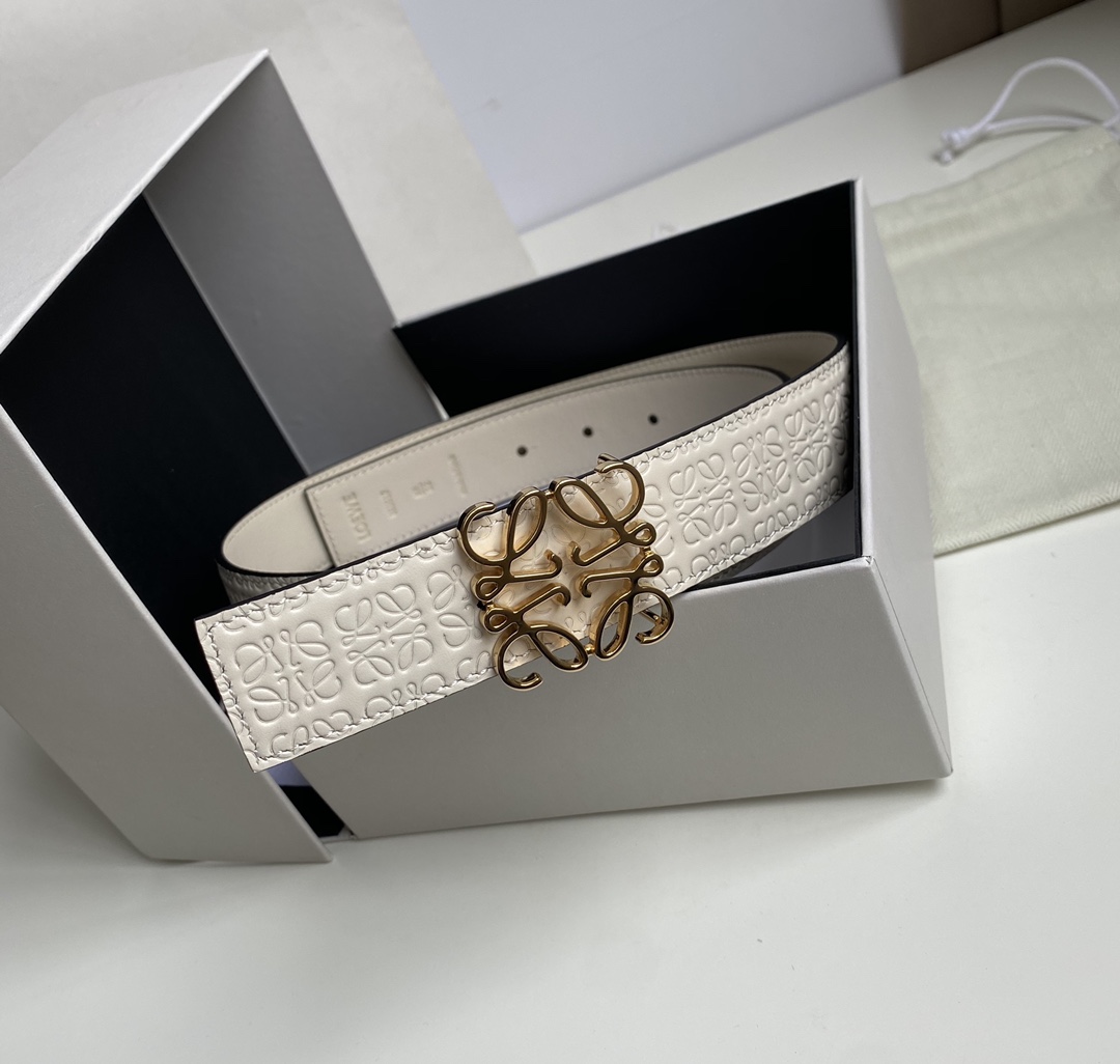 LOEWE-ANAGRAM-BELT-IN-SILK-CALFSKIN-LIGHT-OAT-GOLD-E619Z26X02-3971_5 LOEWE ANAGRAM BELT IN SILK CALFSKIN LIGHT OAT GOLD E619Z26X02 3971 5