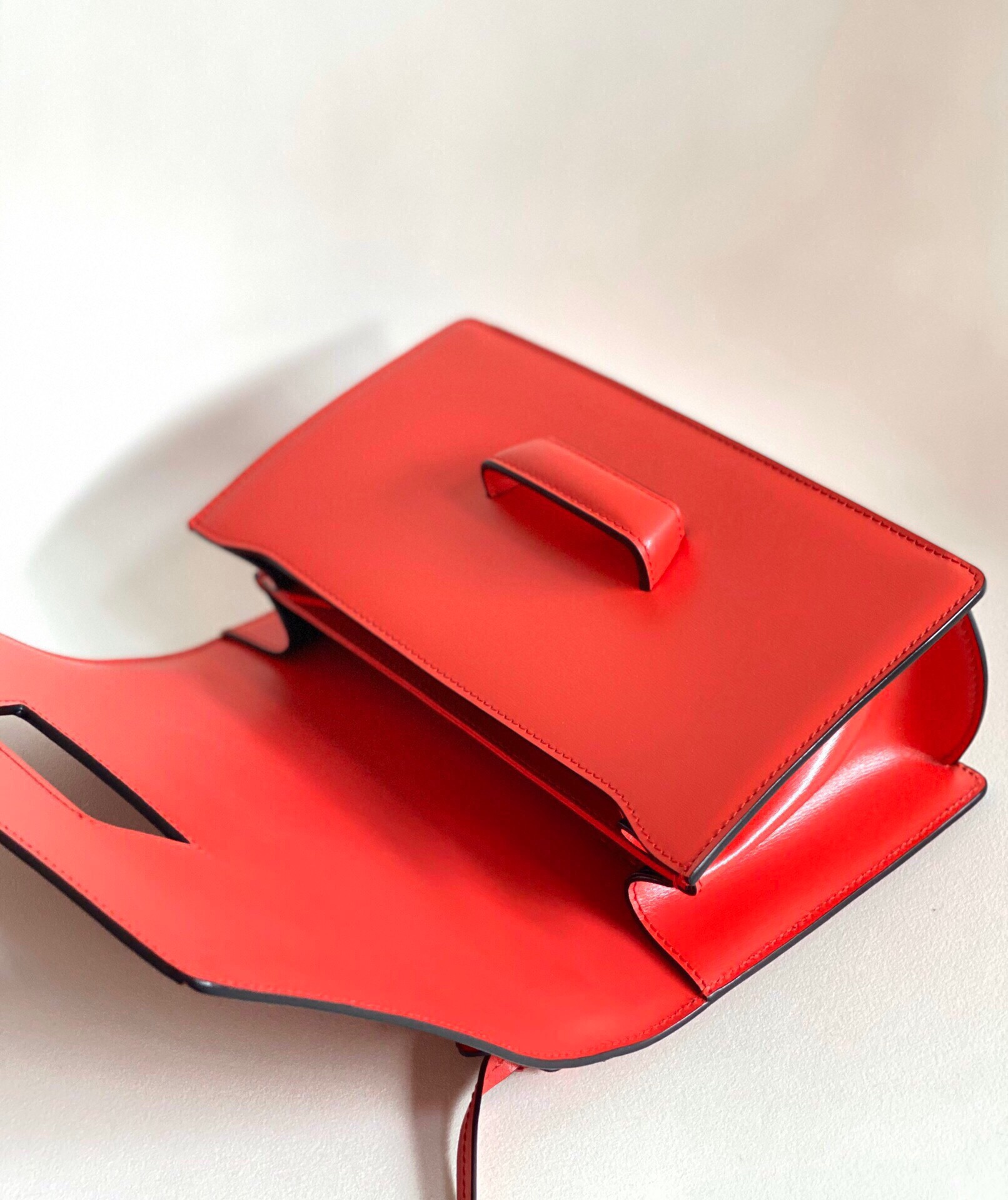 LOEWE-LADIES-BARCELONA-SHOULDER-BAG-RED-0010245025_5 LOEWE LADIES BARCELONA SHOULDER BAG RED 0010245025 5