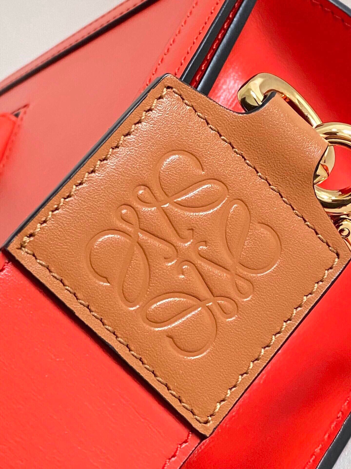 LOEWE-LADIES-BARCELONA-SHOULDER-BAG-RED-0010245025_9 LOEWE LADIES BARCELONA SHOULDER BAG RED 0010245025 9