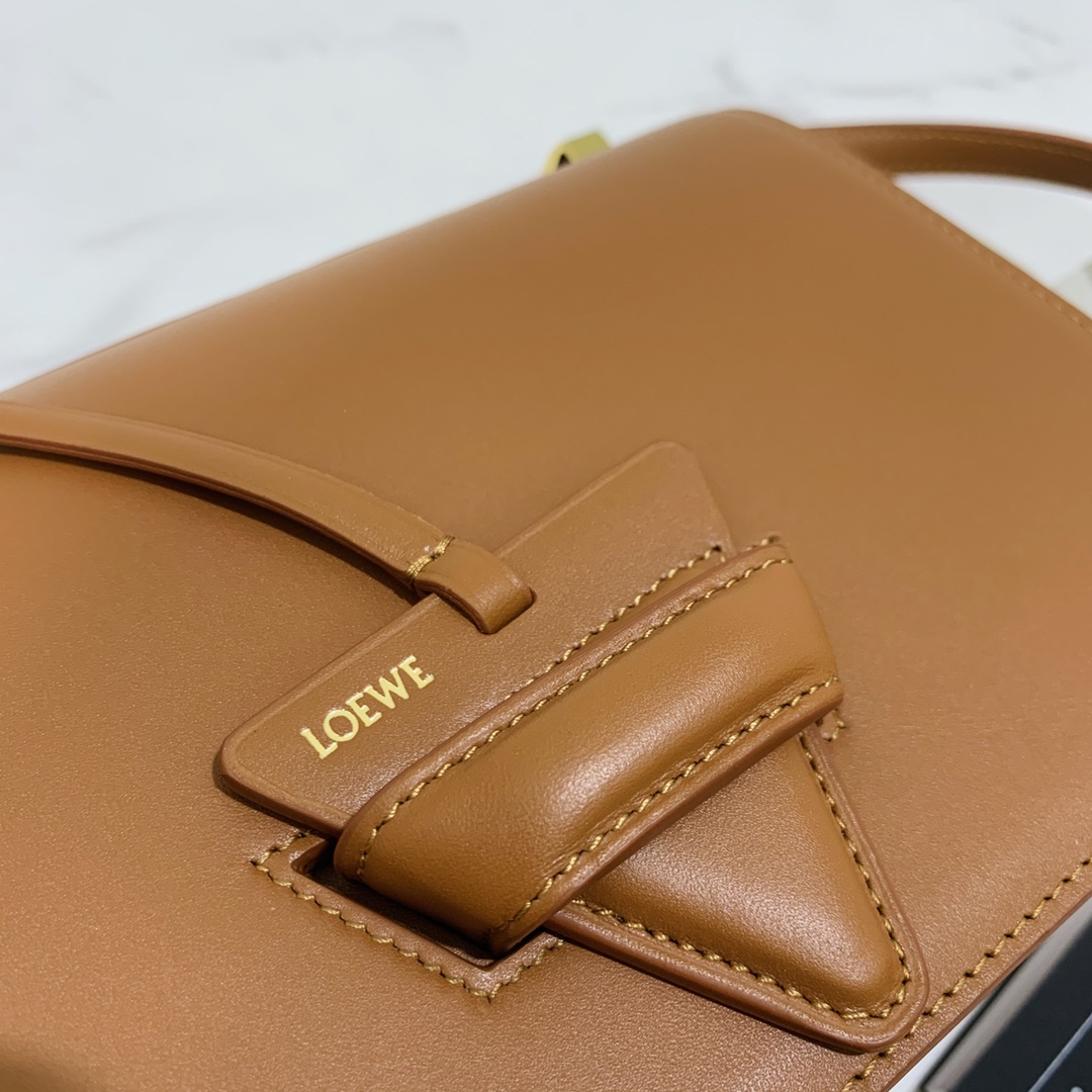 LOEWE-NEW-BARCELONA-BAG-IN-SILK-CALFSKIN-TAN-0010594182_6 LOEWE NEW BARCELONA BAG IN SILK CALFSKIN TAN 0010594182 6