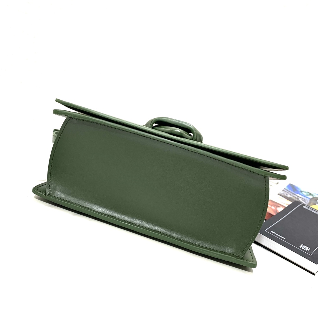 LOEWE-NEW-BARCELONA-BAG-IN-SILK-CALFSKIN-VINTAGE-KHAKI-0010594190_5 LOEWE NEW BARCELONA BAG IN SILK CALFSKIN VINTAGE KHAKI 0010594190 5