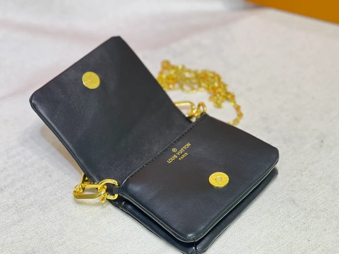 LOUIS VUITTON BELTBAG COUSSIN HANDBAG MONOGRAM PUFFY LAMBSKIN BLACK M81125_6 LOUIS VUITTON BELTBAG COUSSIN HANDBAG MONOGRAM PUFFY LAMBSKIN BLACK M81125 6