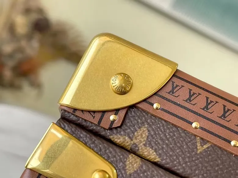 LOUIS-VUITTON-COFFRET-8-WATCH-CASE-MONTRES-MONOGRAM-CANVAS-M47641_8 LOUIS VUITTON COFFRET 8 WATCH CASE MONTRES MONOGRAM CANVAS M47641 8