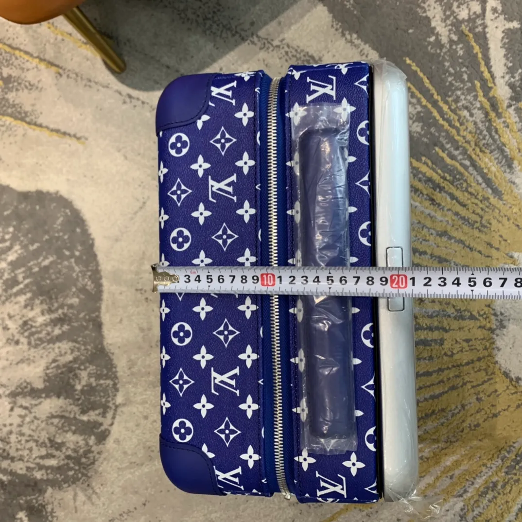 LOUIS-VUITTON-HORIZON-55-37L-CARRY-ON-CASE-MONOGRAM-CLOUDS-COATED-CANVAS-M20411_7 LOUIS VUITTON HORIZON 55 37L CARRY ON CASE MONOGRAM CLOUDS COATED CANVAS M20411 7