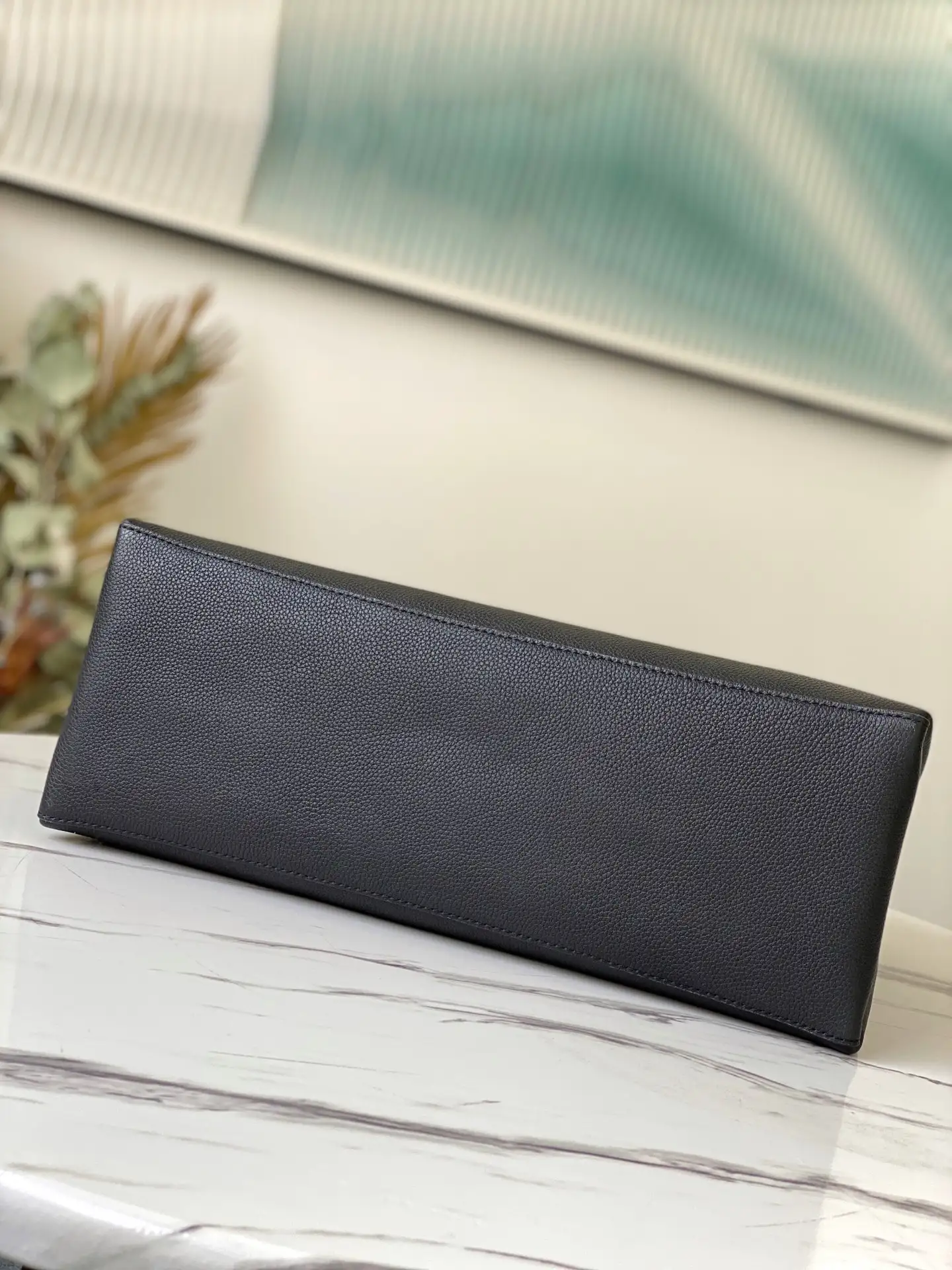 LOUIS VUITTON LOCKME SHOPPER HANDBAG GRAINED CALF LEATHER BLACK M57345_4 LOUIS VUITTON LOCKME SHOPPER HANDBAG GRAINED CALF LEATHER BLACK M57345 4