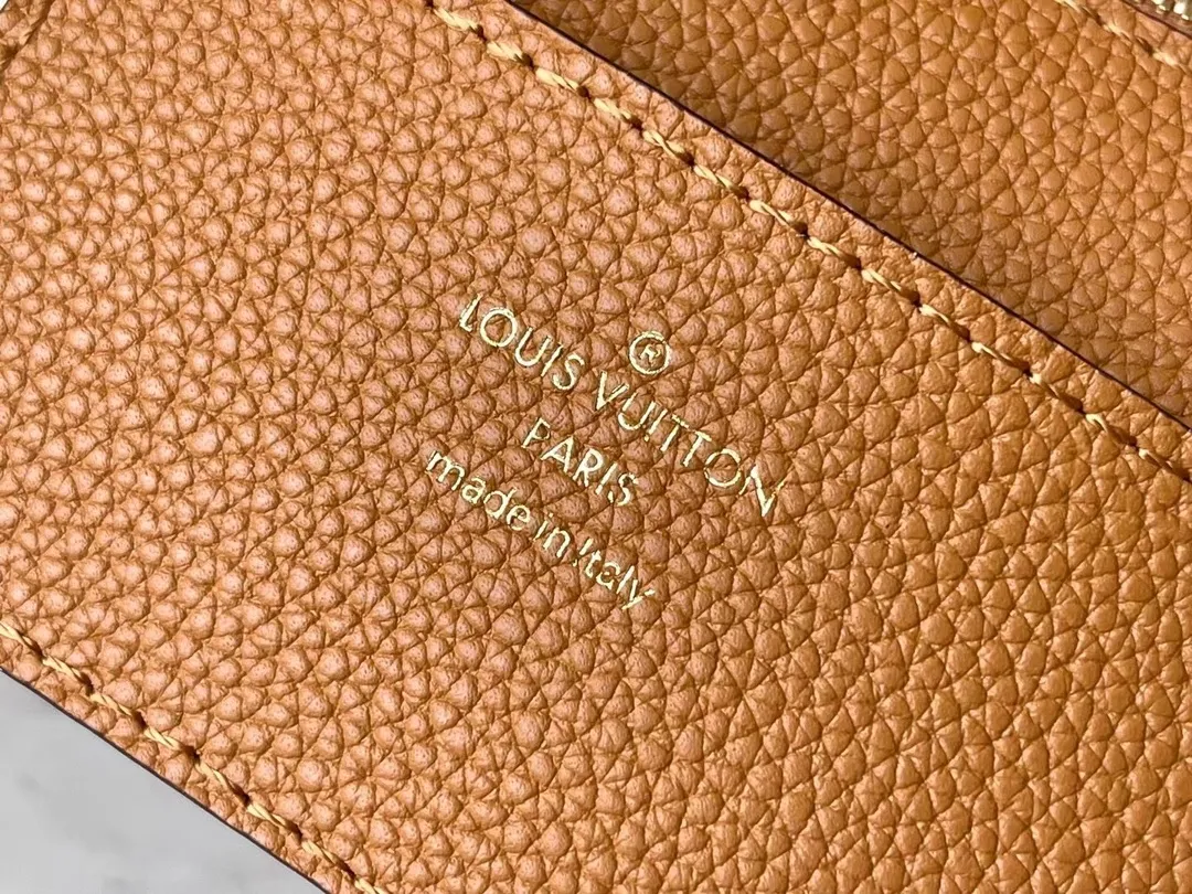 LOUIS VUITTON LV PONT 9 SOFT MM GRAINED CALFSKIN MOCACCINO M58968_09 LOUIS VUITTON LV PONT 9 SOFT MM GRAINED CALFSKIN MOCACCINO M58968 09