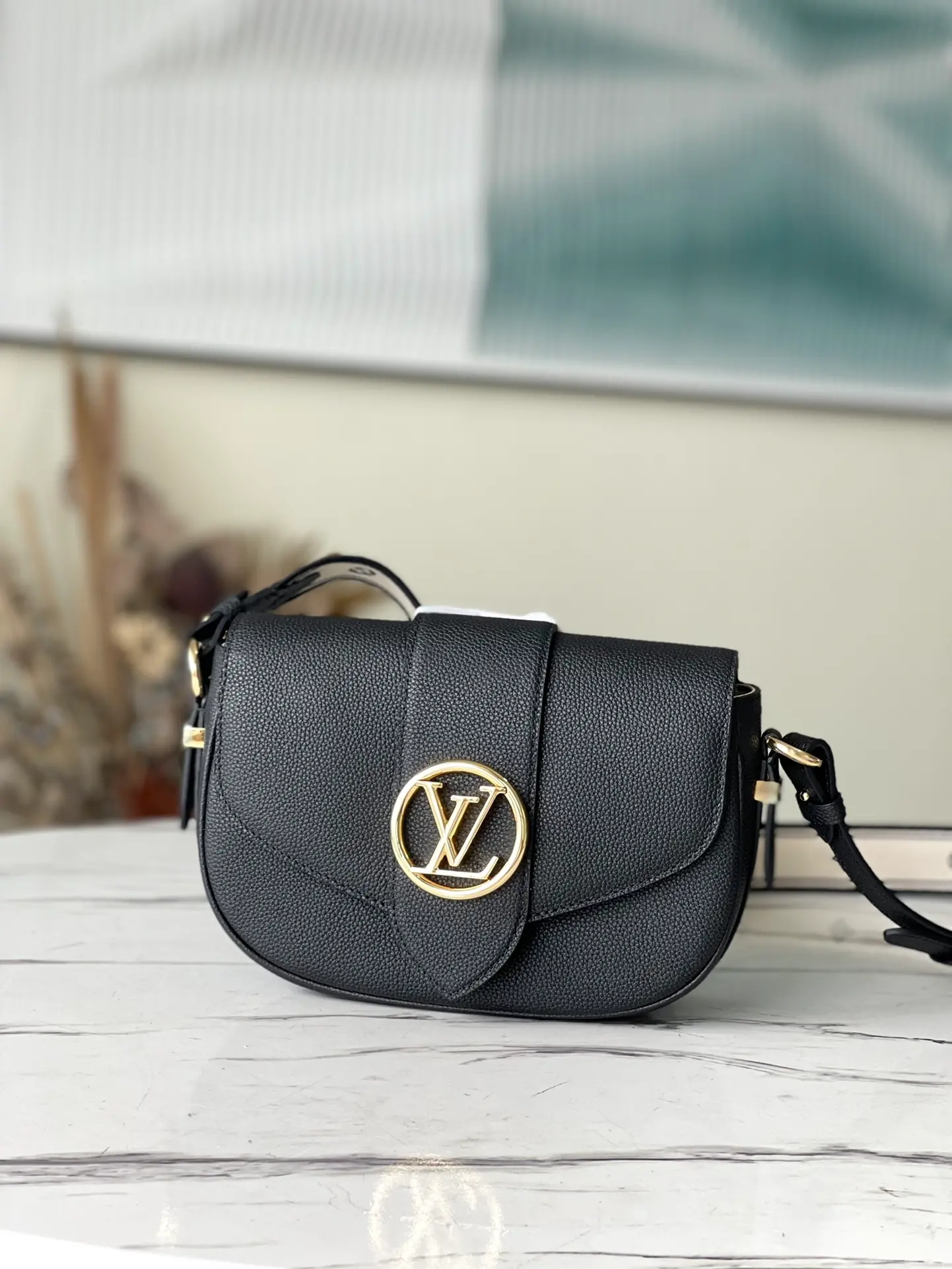 LOUIS VUITTON LV PONT 9 SOFT PM HANDBAG GRAINED CALFSKIN BLACK M58727_01 LOUIS VUITTON LV PONT 9 SOFT PM HANDBAG GRAINED CALFSKIN BLACK M58727 01
